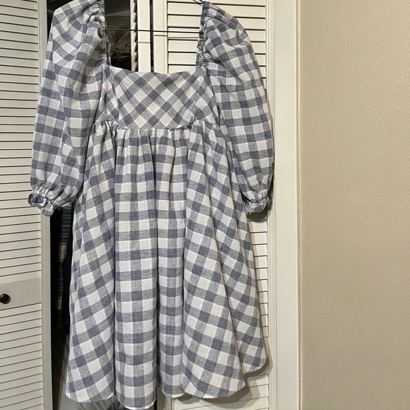 🆕 VICI gingham plaid peasant sundress - Picture 8 of 9